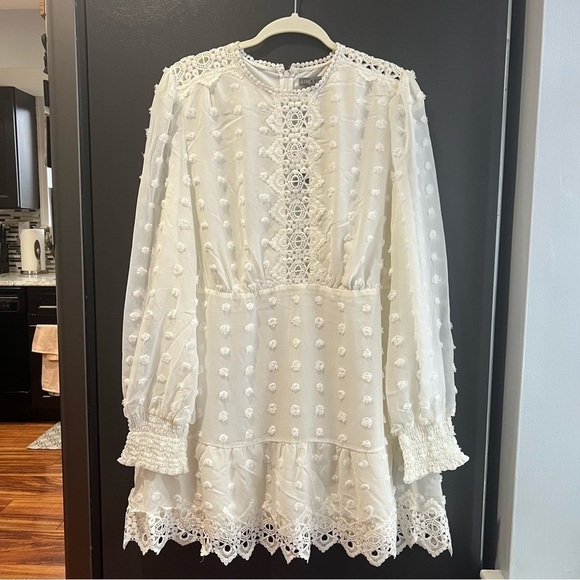 Love x Design Lace Chiffon Swiss Dot Embroidered Long Sleeves Dress in White XL - Picture 3 of 11